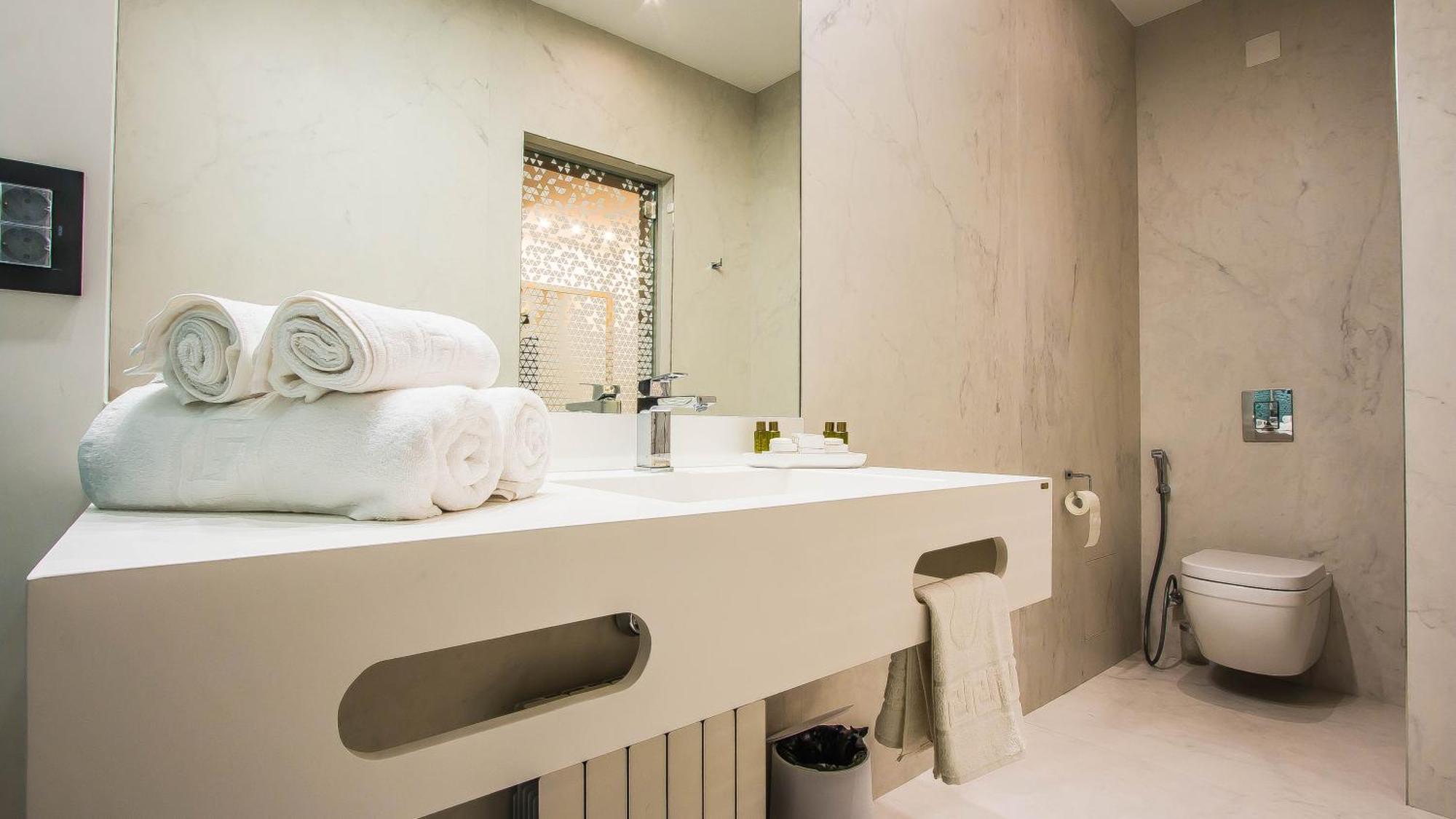 Central Apart Hotel Бухарест Экстерьер фото