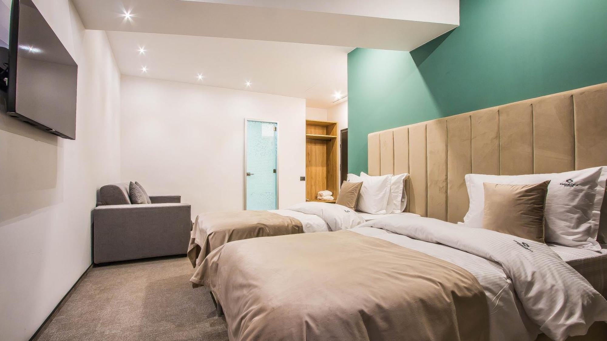 Central Apart Hotel Бухарест Экстерьер фото