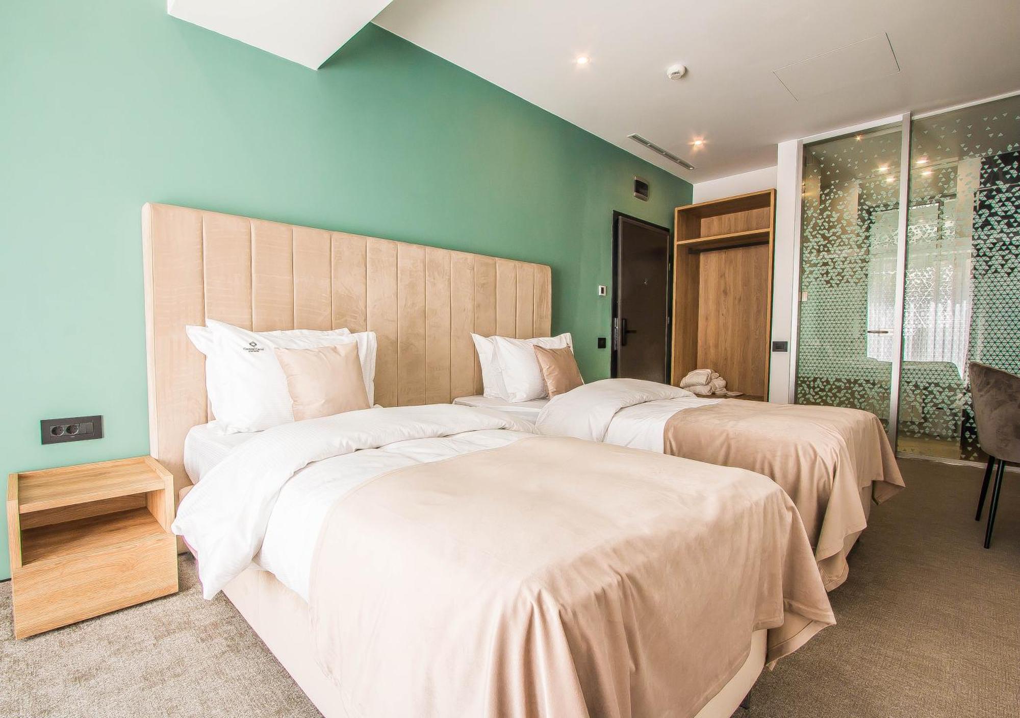 Central Apart Hotel Бухарест Экстерьер фото