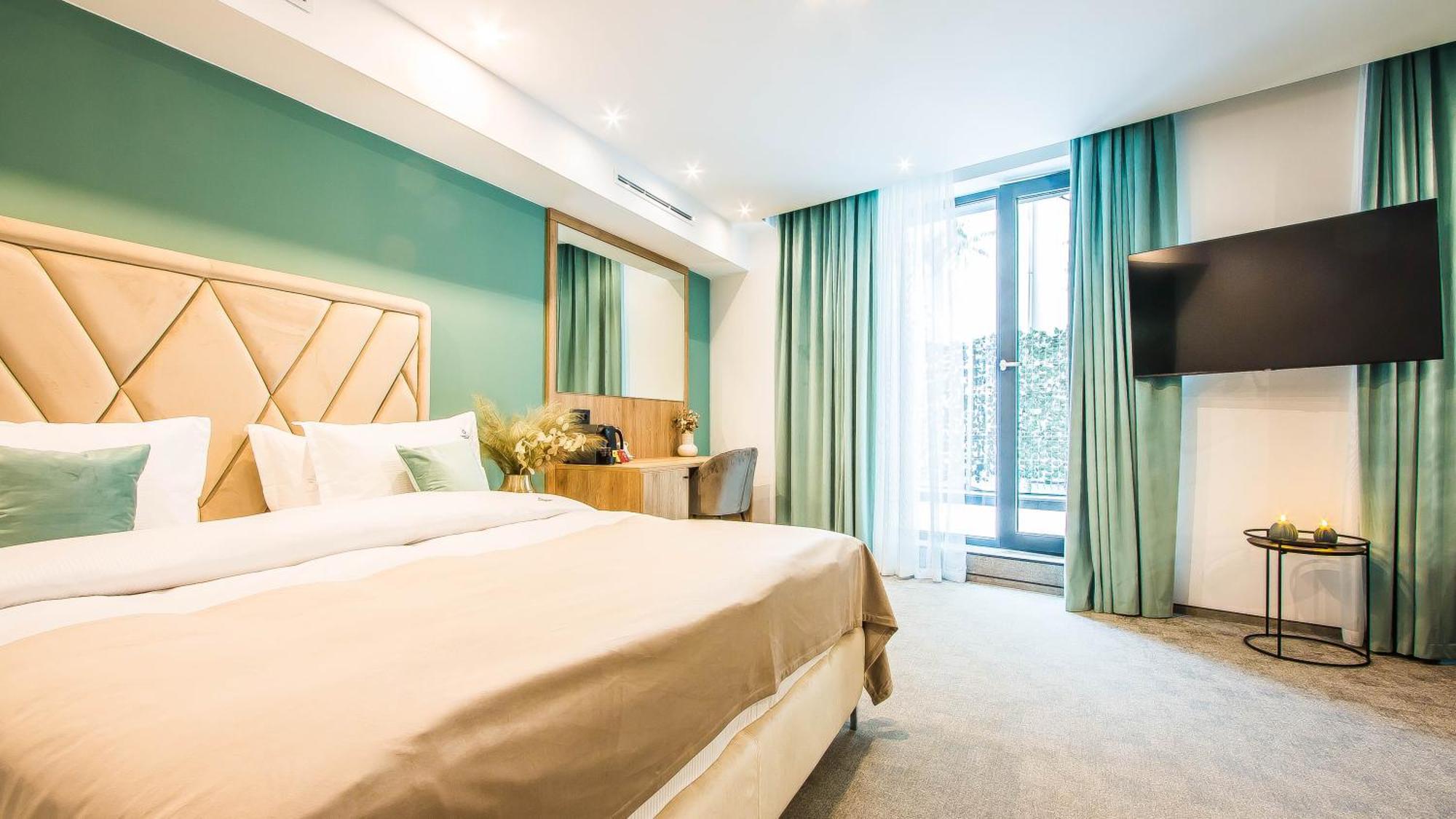 Central Apart Hotel Бухарест Экстерьер фото