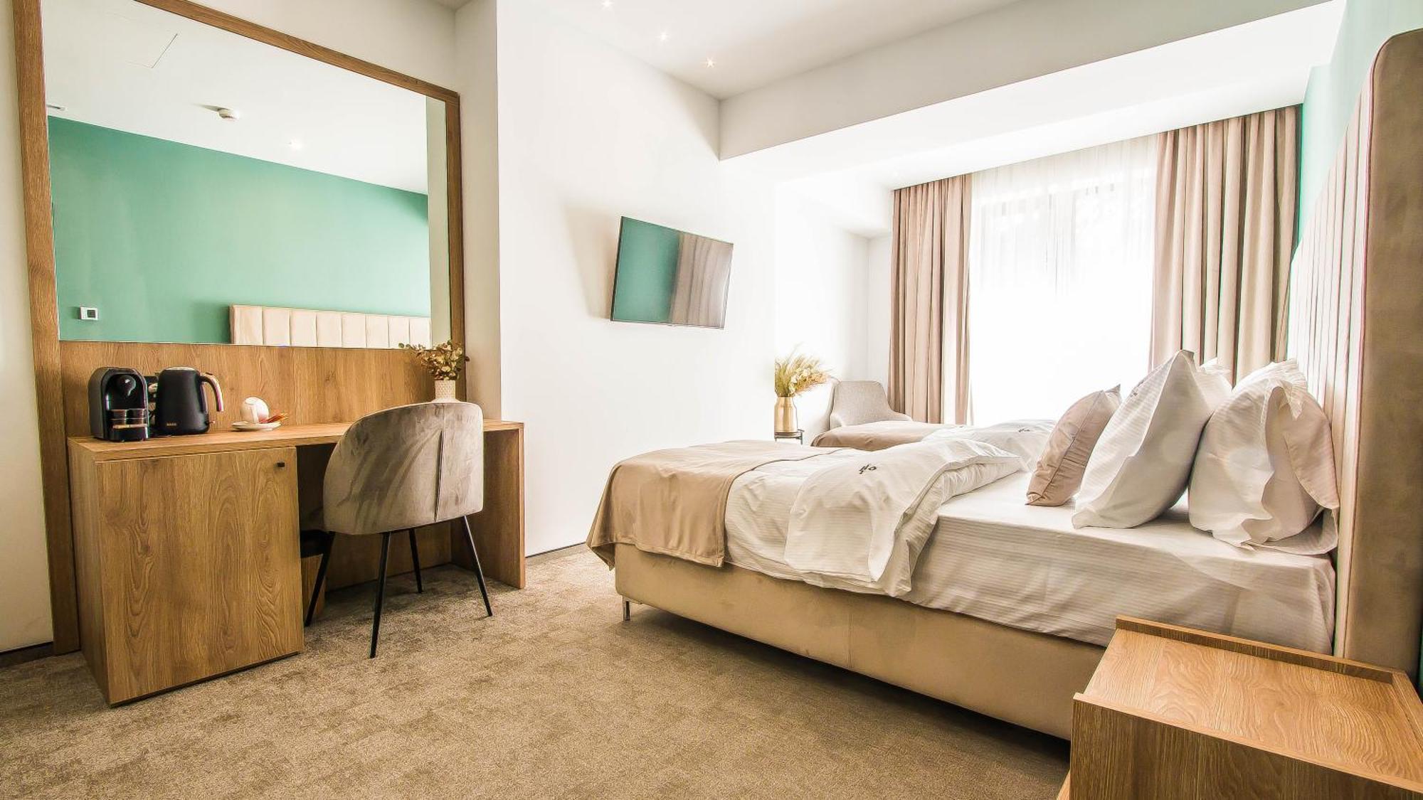Central Apart Hotel Бухарест Экстерьер фото