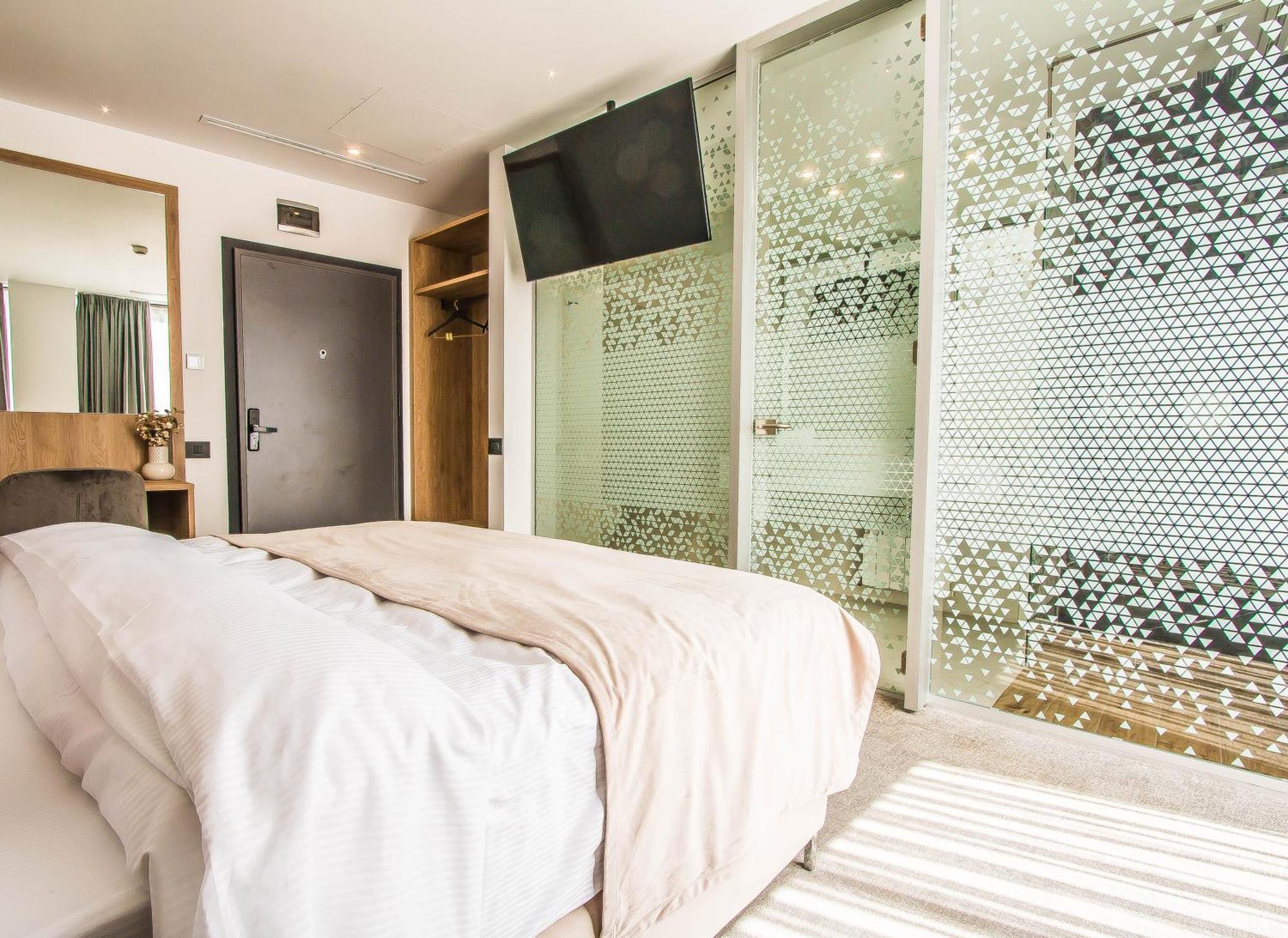 Central Apart Hotel Бухарест Экстерьер фото