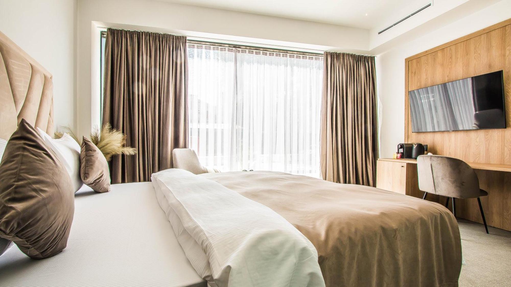 Central Apart Hotel Бухарест Экстерьер фото